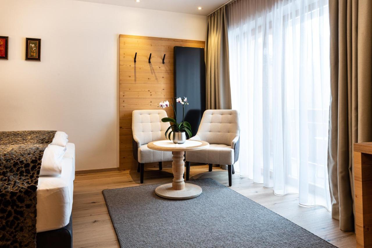 קורברה אין בדיה Hotel Arkadia - "Adults Only" מראה חיצוני תמונה