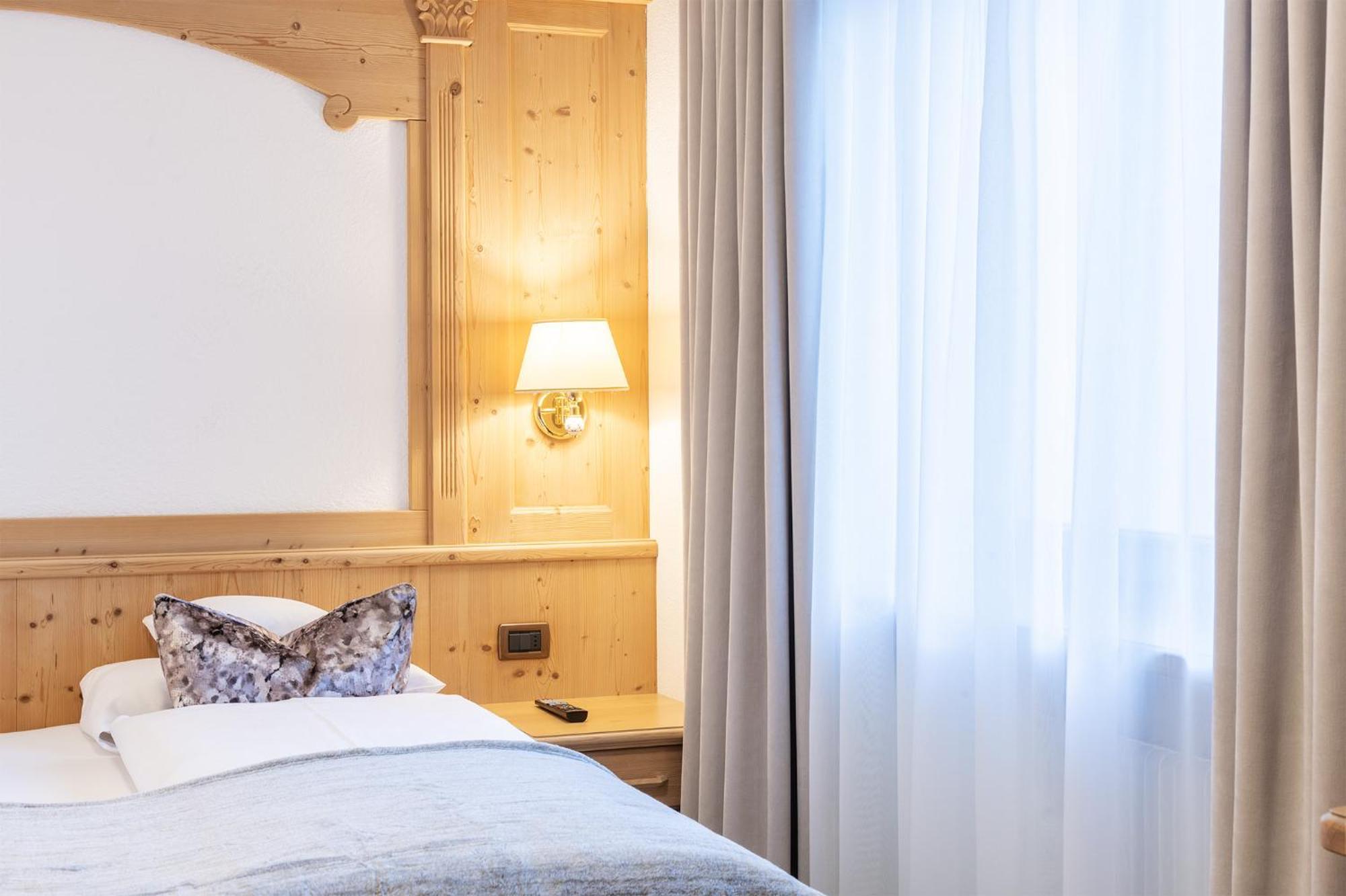 קורברה אין בדיה Hotel Arkadia - "Adults Only" מראה חיצוני תמונה