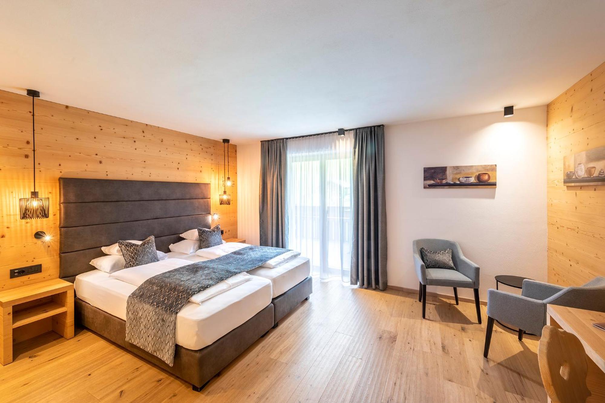 קורברה אין בדיה Hotel Arkadia - "Adults Only" מראה חיצוני תמונה